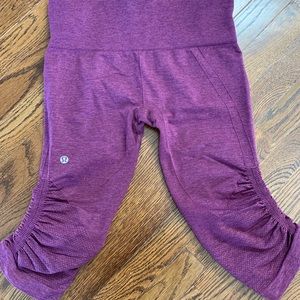Lululemon athletica maroon crop leggings